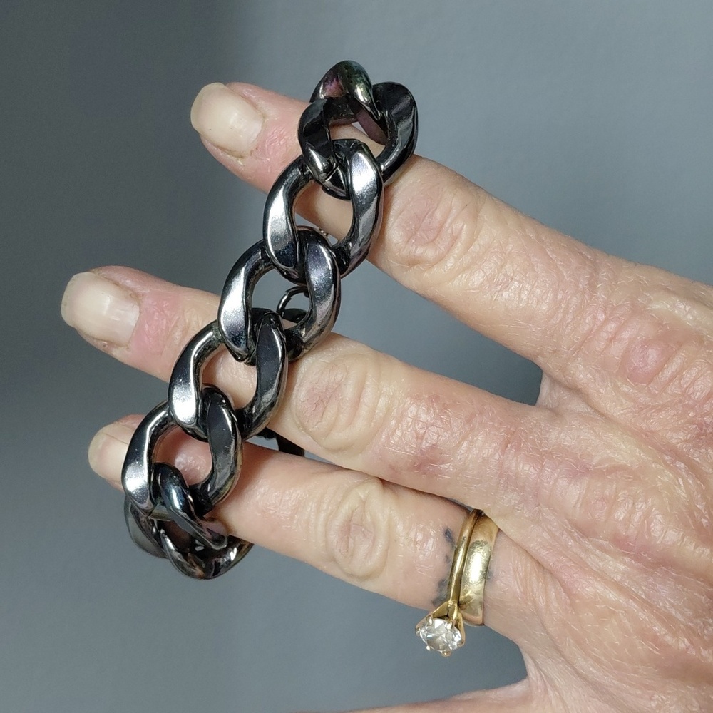 Chunky Iridescent Chain Link Bracelet - Picture 6 of 6